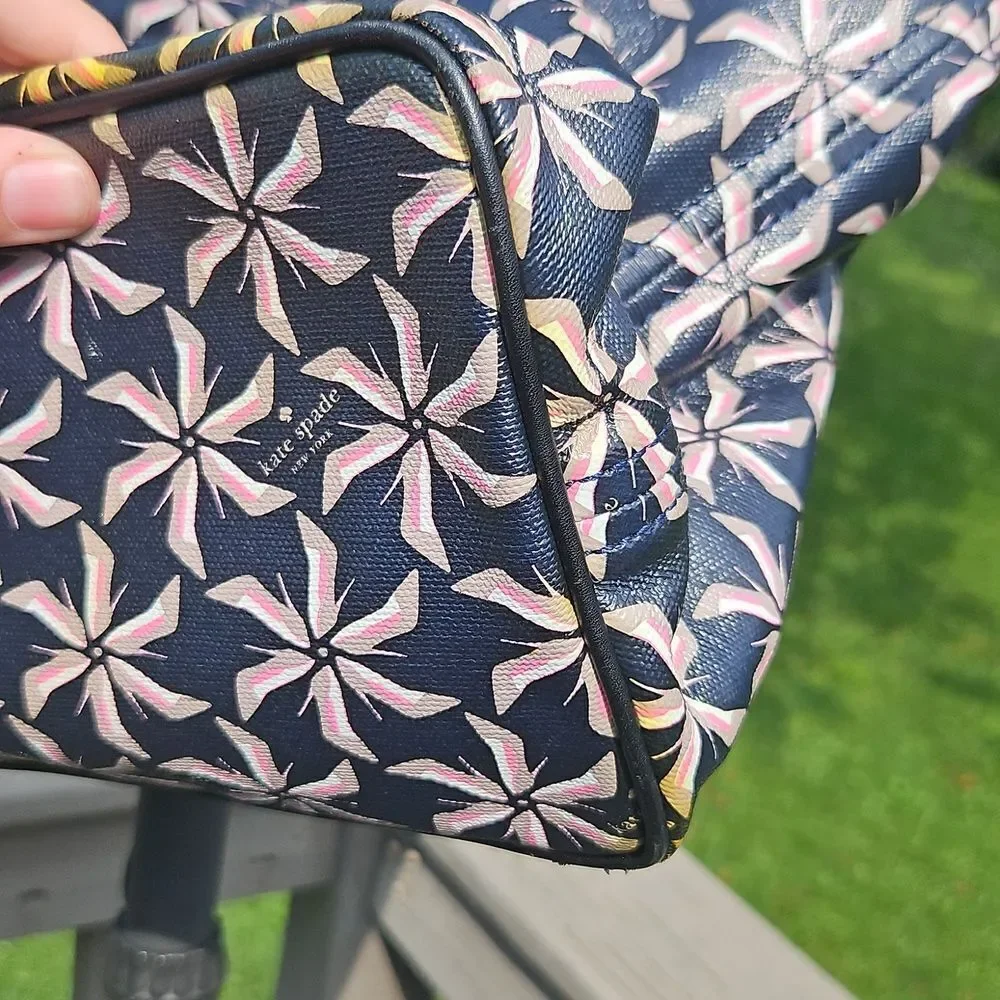 Kate Spade Broome Street Navy And Neutral High Heel Pinwheel Tote